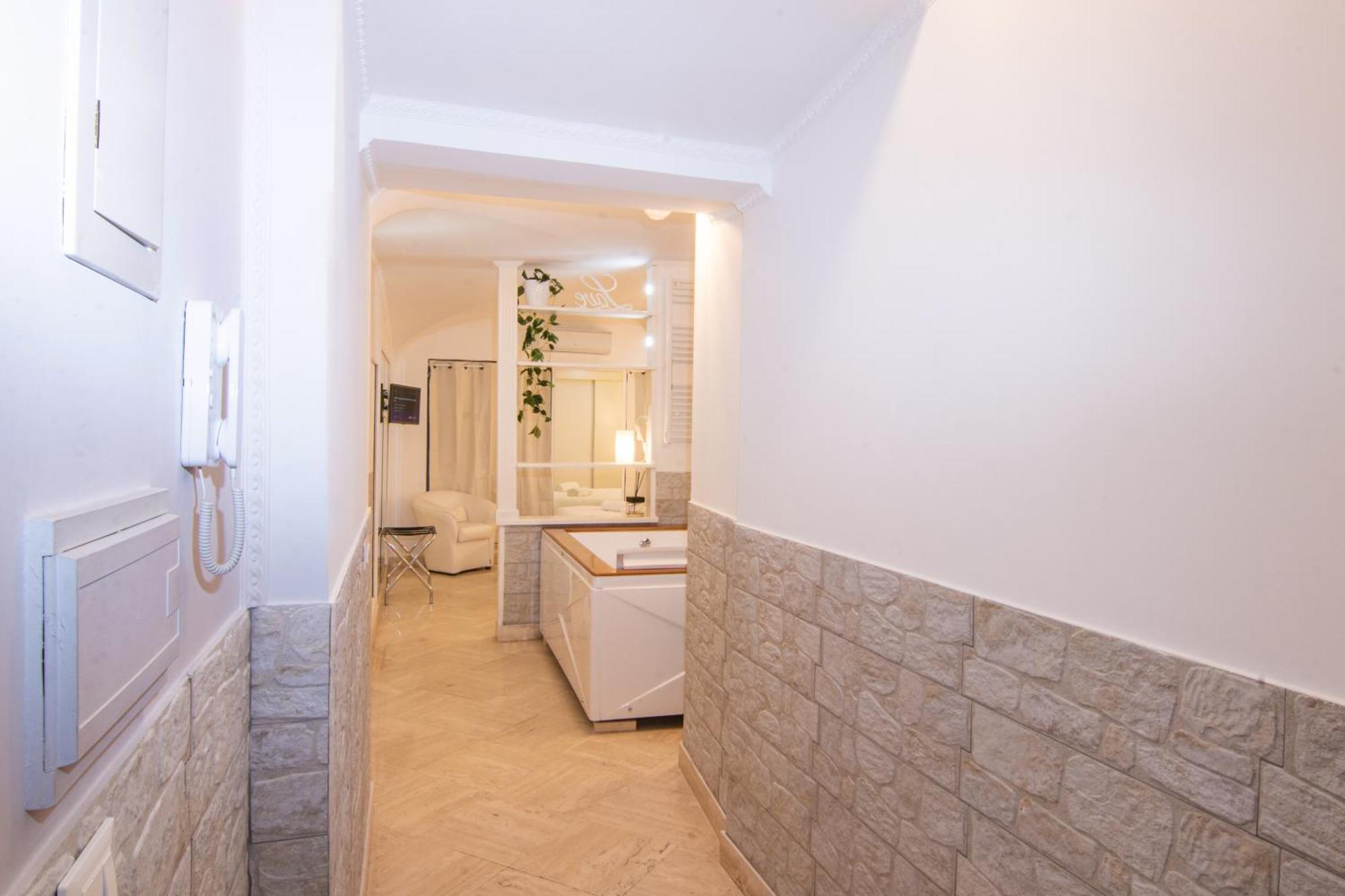 Deluxe Suite Welness Рим Экстерьер фото